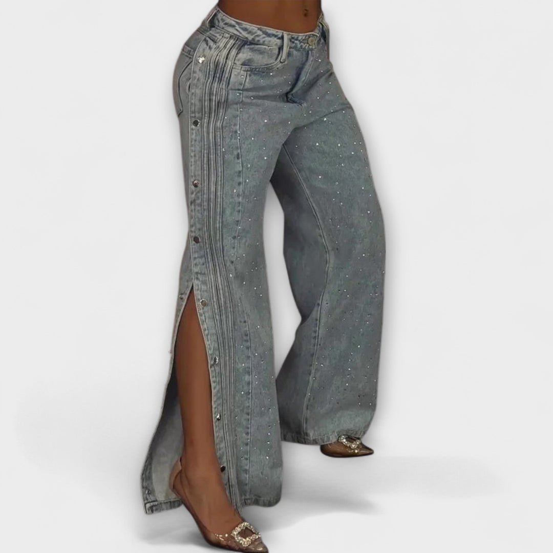 Nola - Jeans Taille Haute avec Décorations en Strass et Boutons Latéraux
