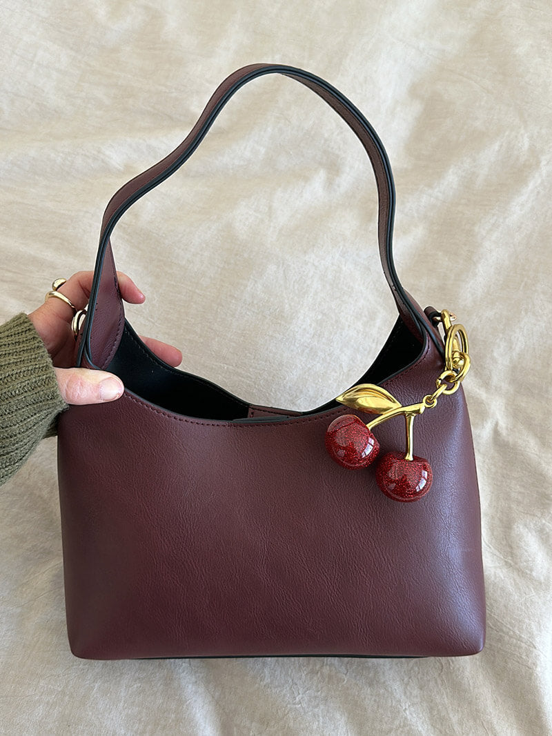 Sac en Cuir Synthétique Amelia avec Charme de Cerise